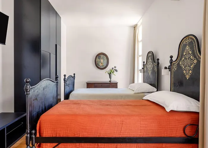 Rosaria ジャッレ